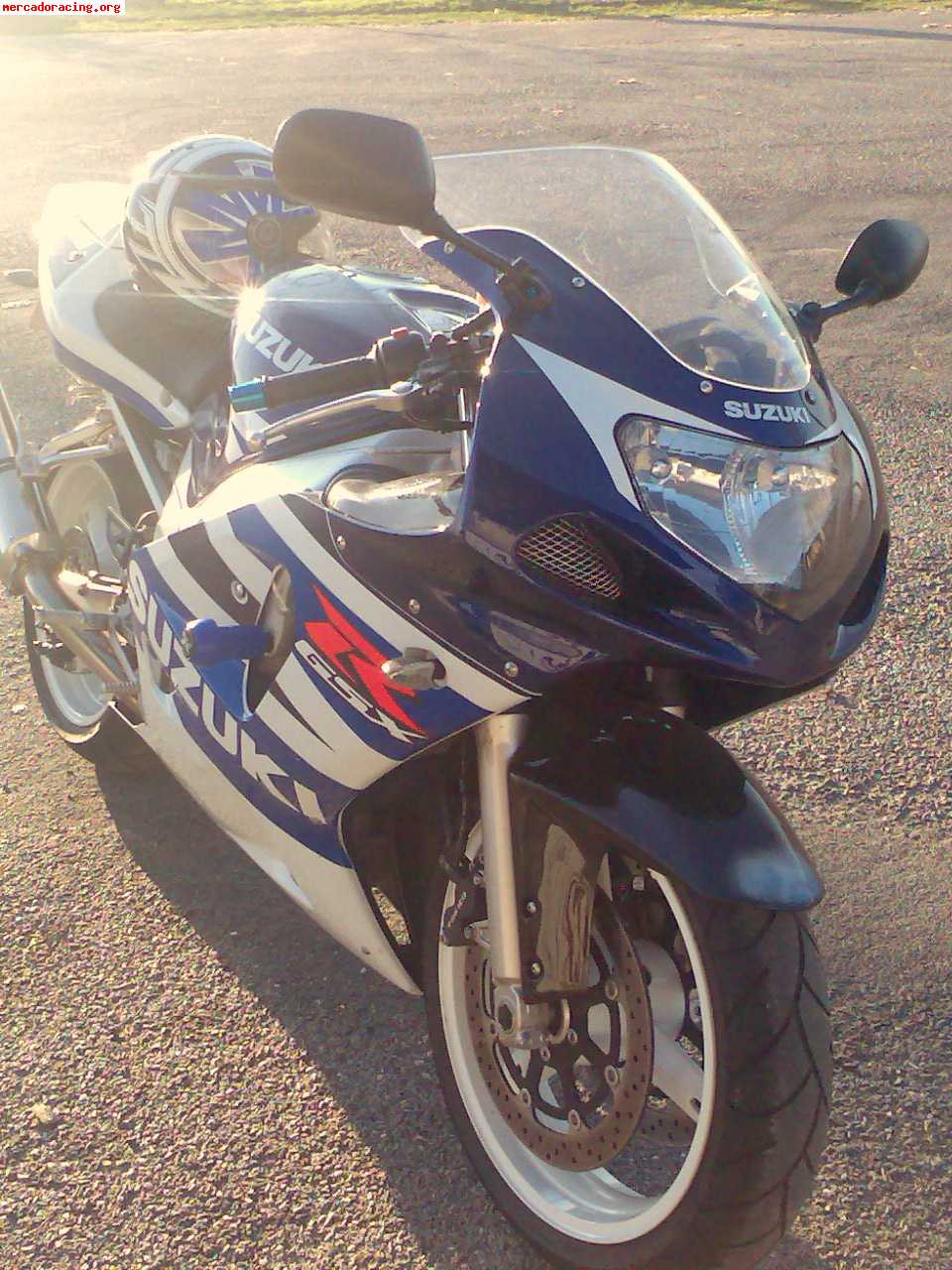 Se vende suzuki gsxr 600 limitada en papeles