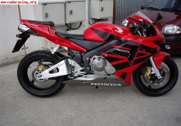 6.400 € - honda cbr 600 rr 2003, nueva 11.800 km.