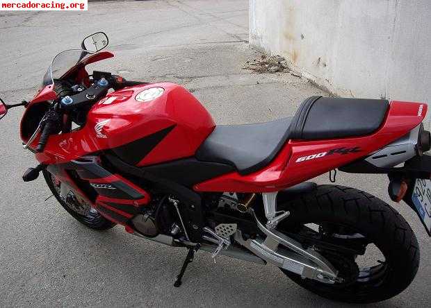 6.400 € - honda cbr 600 rr 2003, nueva 11.800 km.