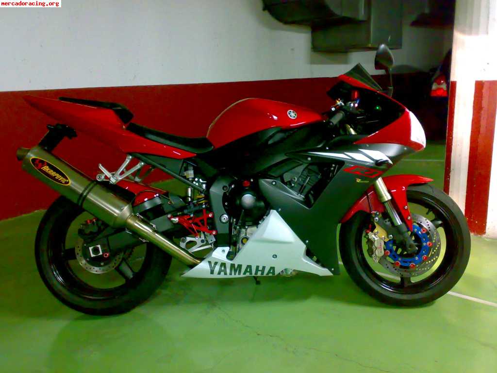 Yamaha r1