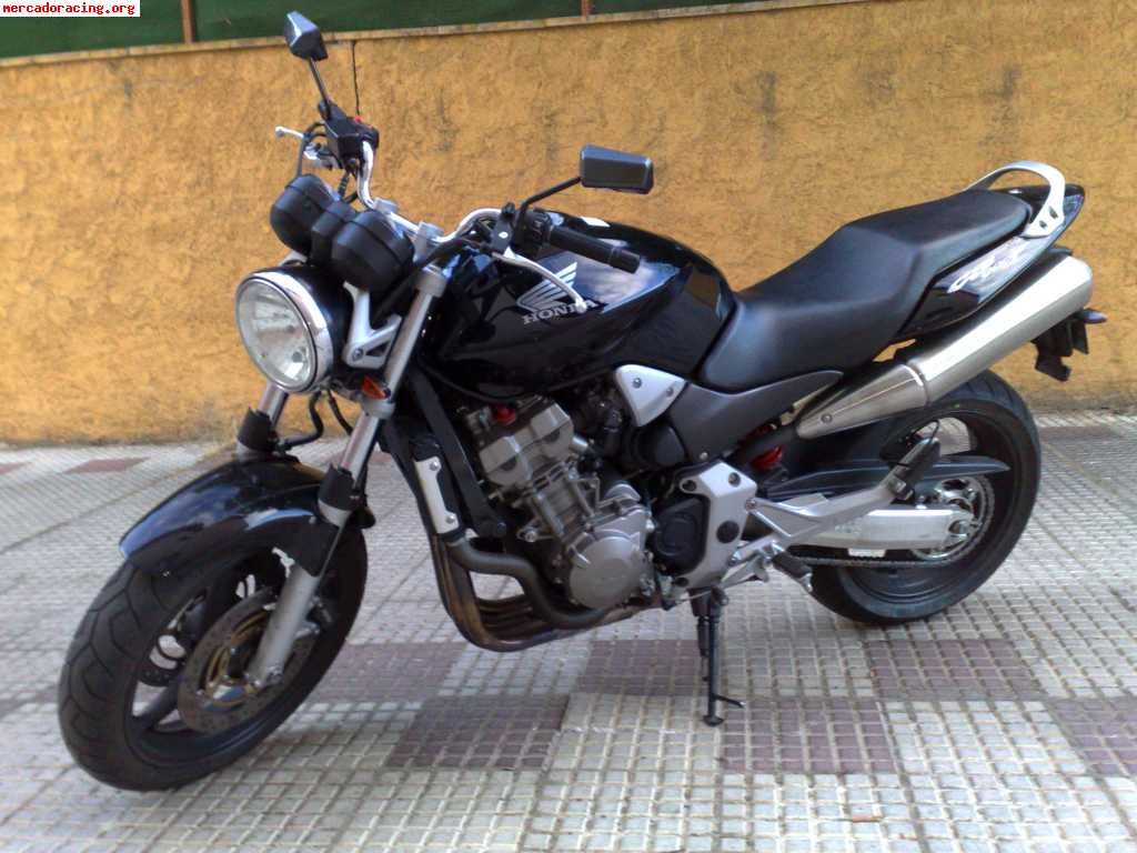 Se vende honda cb 900 hornet ó se cambia por coche