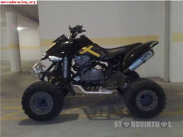 Vendo moto 4 fin de 2004