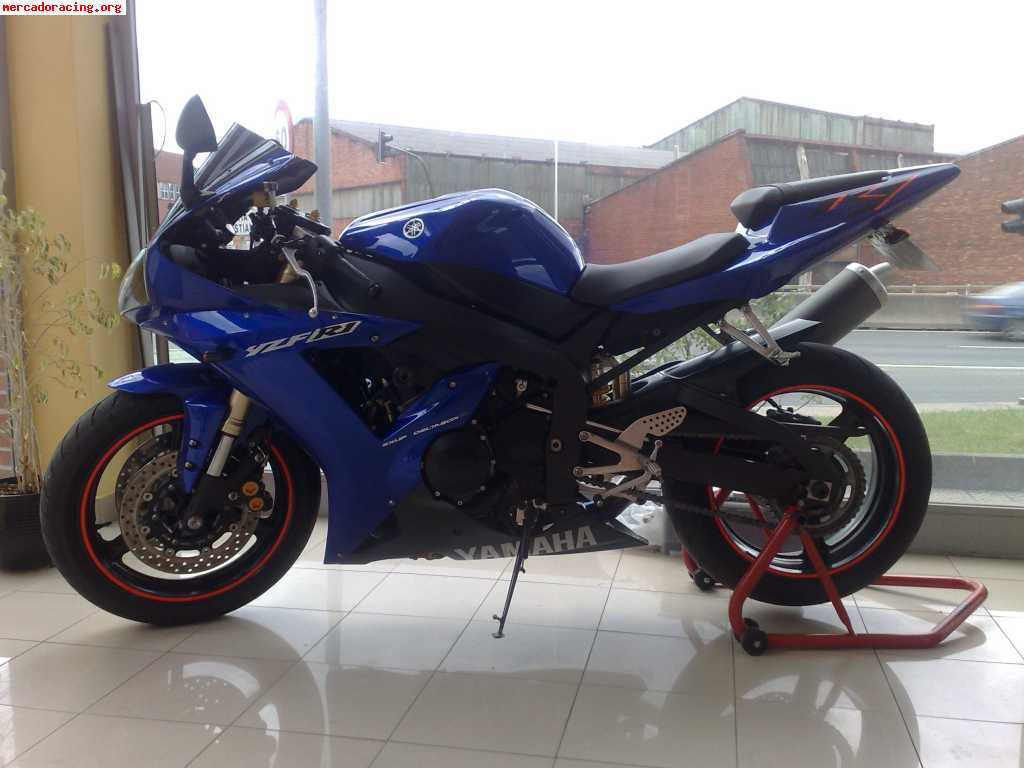 Yamaha yzf r1