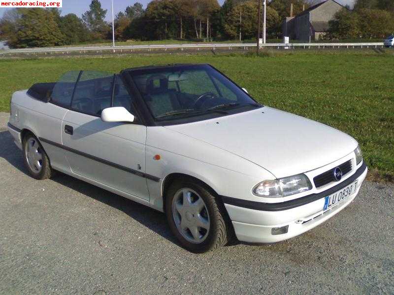 Opel astra bertone y suzuki gsxr 1000