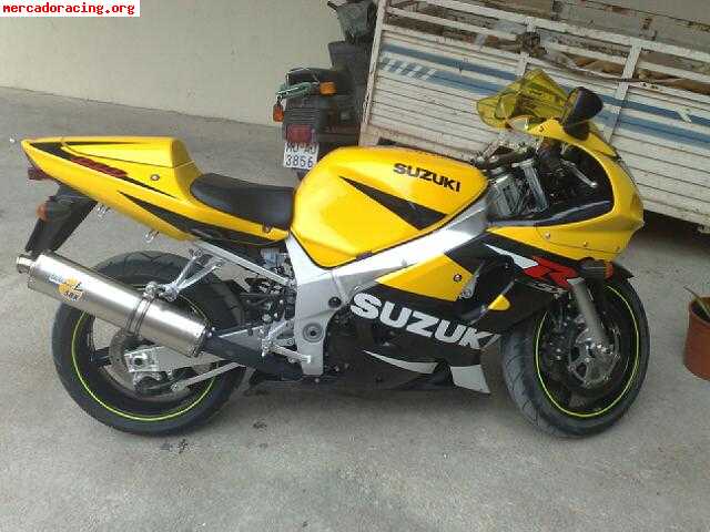 Suzuki gsxr 600 del 2002, vendo o cambio.