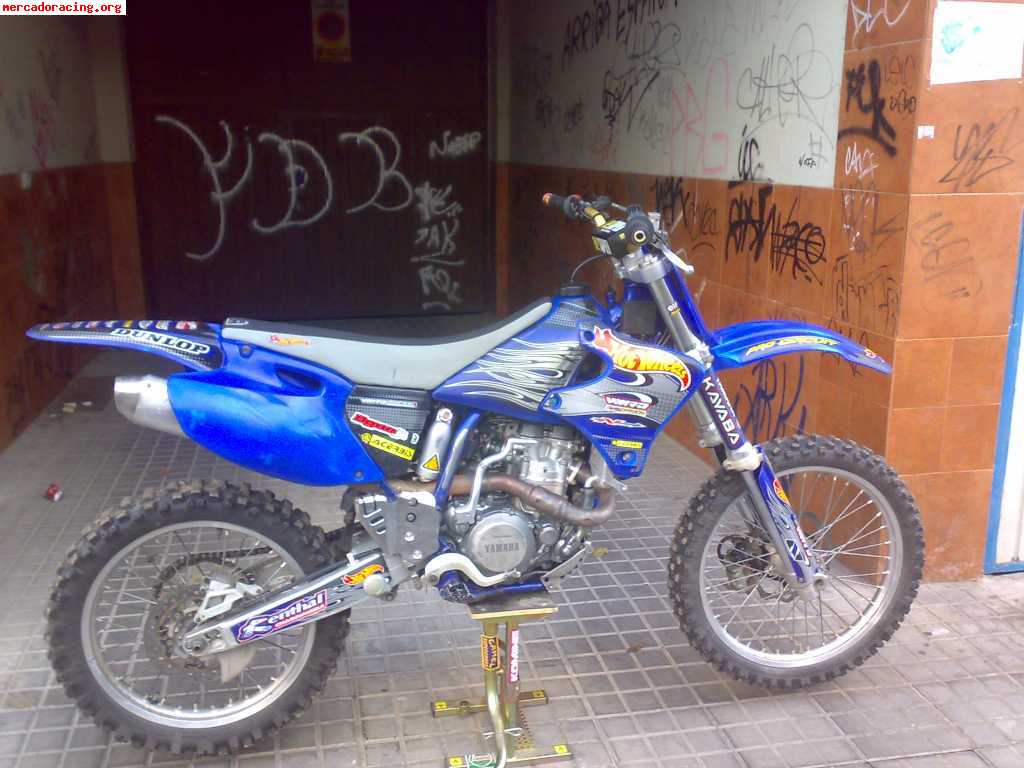 Se vende yamaha yzf 426 gripada