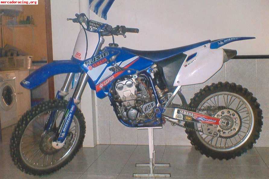 Hola vendo renaul r5gtturbo y moto de cros yamaha yzf 250cc 