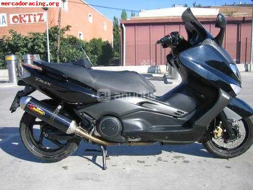 Cambio yamaha tmax 06´con extras por coche,ajustando o no di