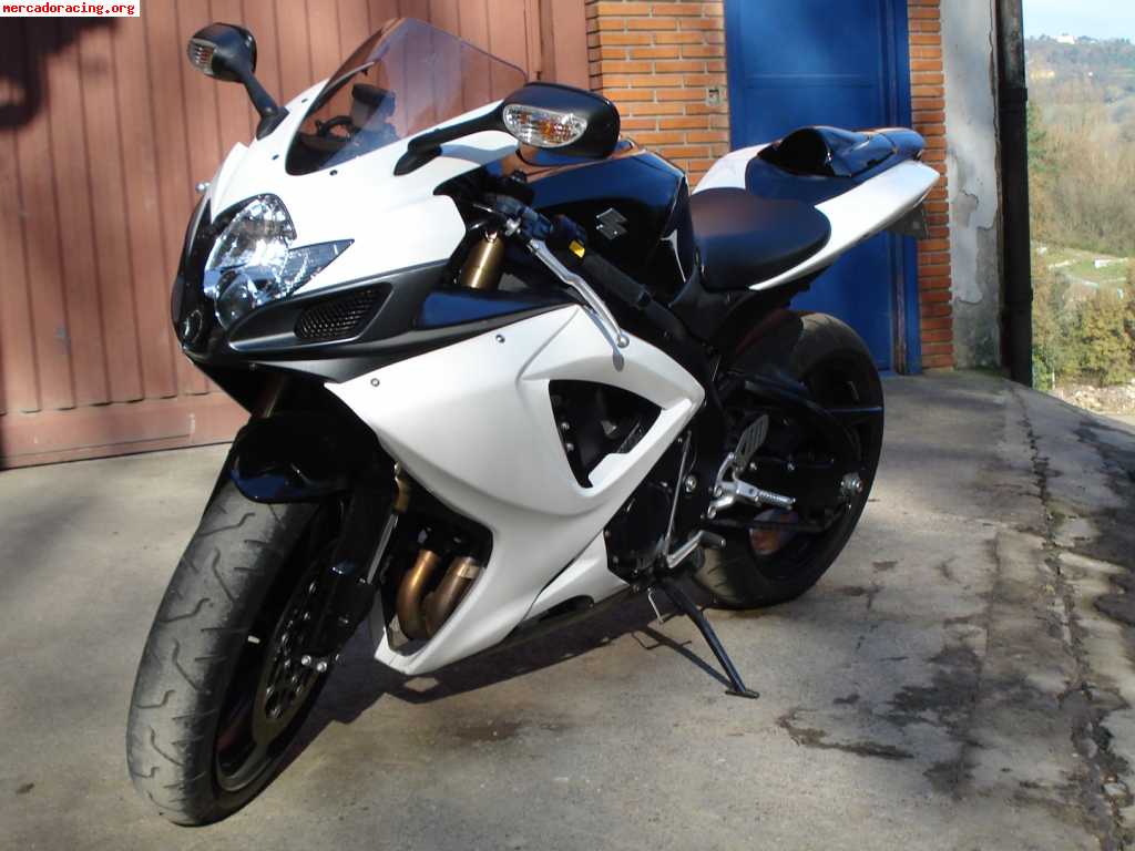 Vendo suzuki gsxr600r 