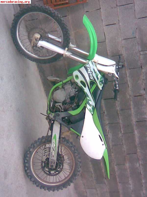 Kawasaki kx de 125 del año 2000 o se cambia 