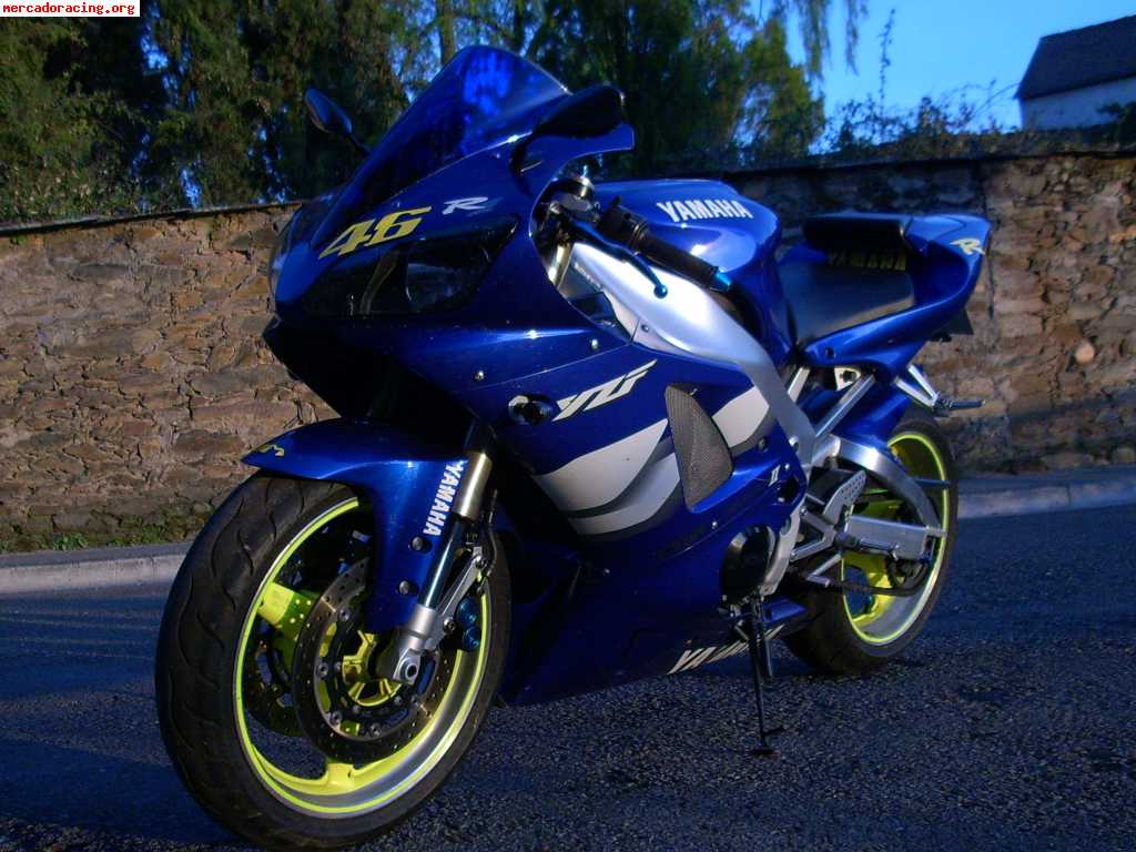 Yamaha r1 año 2000 