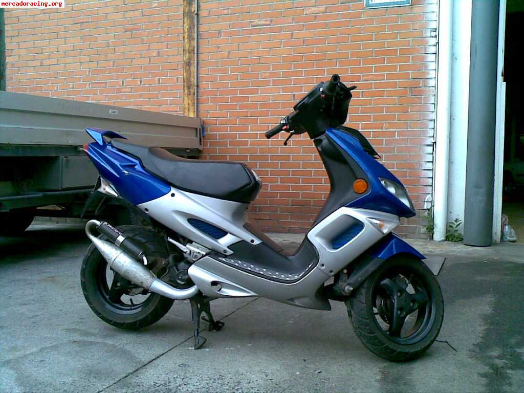 Se vende peugeot speedfight 49cc