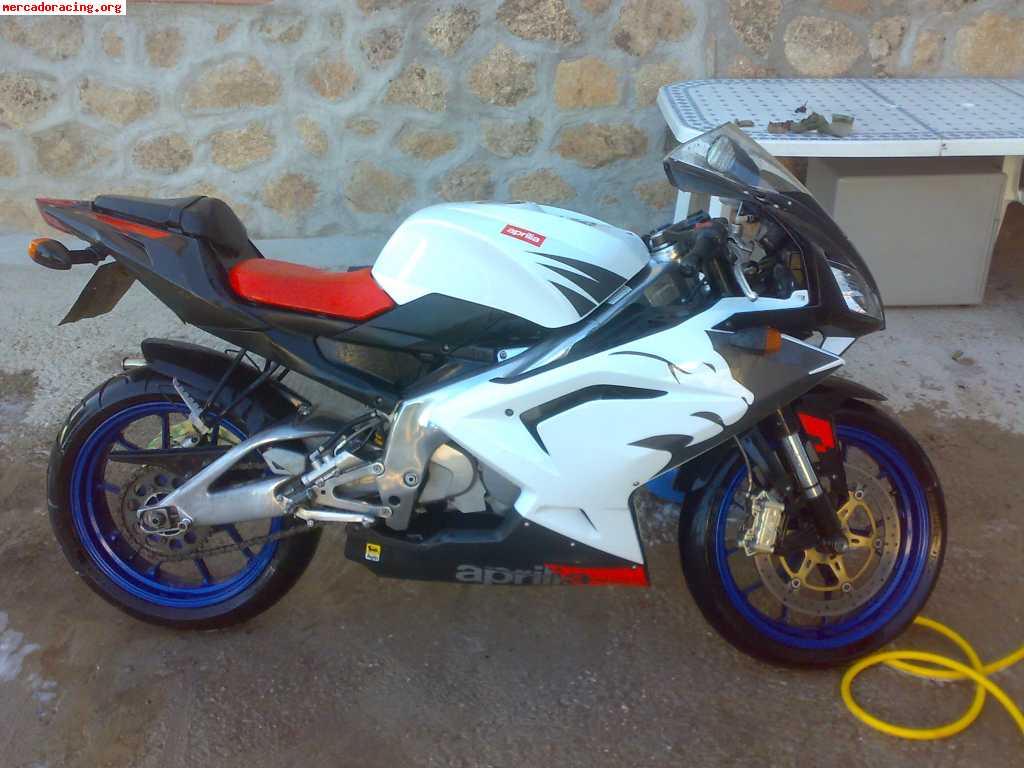 Vendo aprilia rs 125 2900 euros