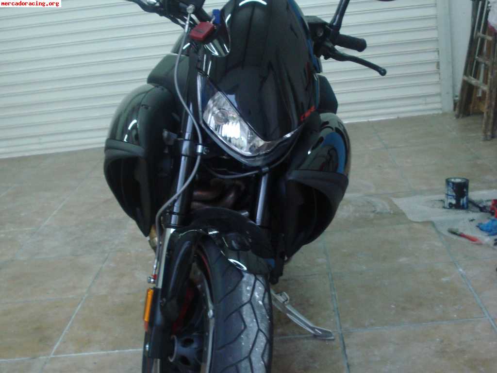 Vendo buell 1125 cr del 2008 con 1000 km