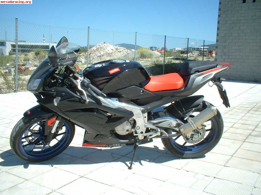 Se vende aprilia rs 3500e negociables nueva como de la casa