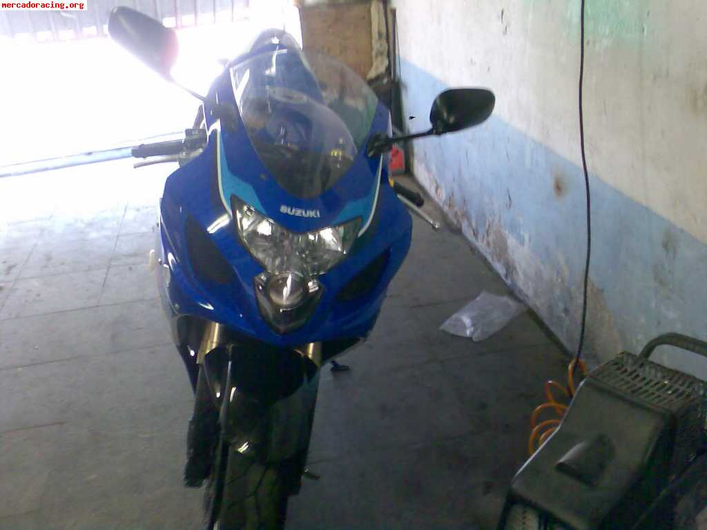 Se vende suzuki gsxr 750 edicion 25 aniversario