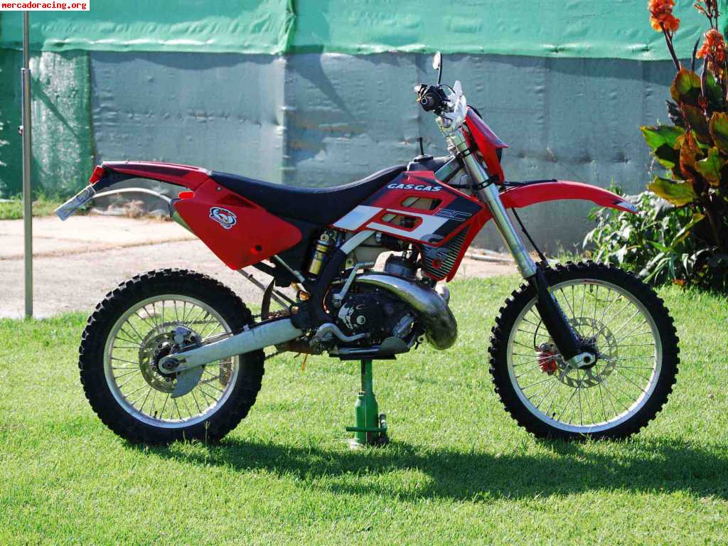 Gasgas 250ec del 2003 vendo o cambio por quad