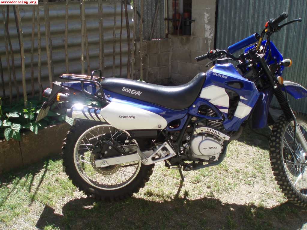 Se vende moto