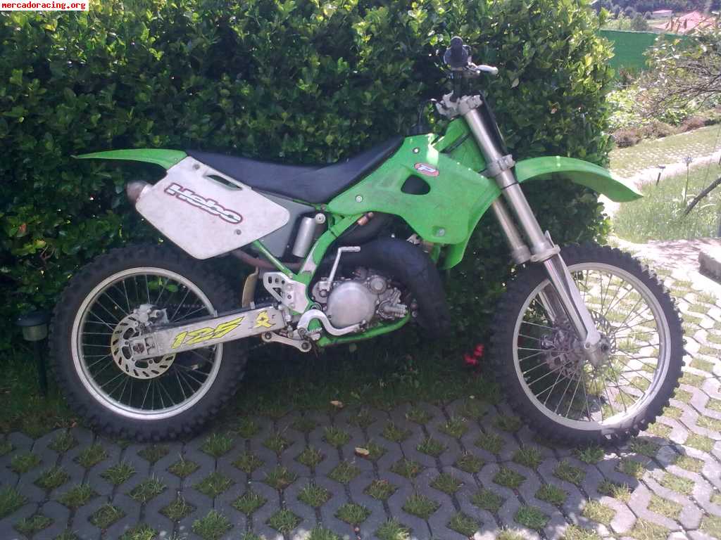 Se vende kawasaky kx 125 cc del año 1998