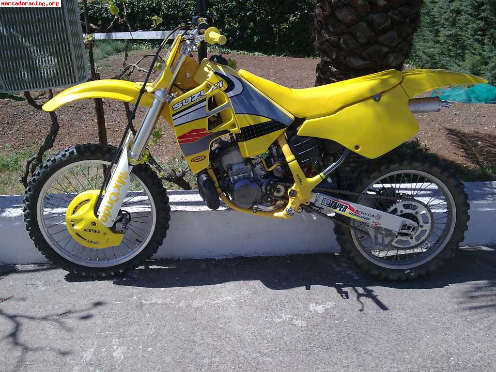 Suzuki rm 250c.c 1 2 0 0 euros o cambio