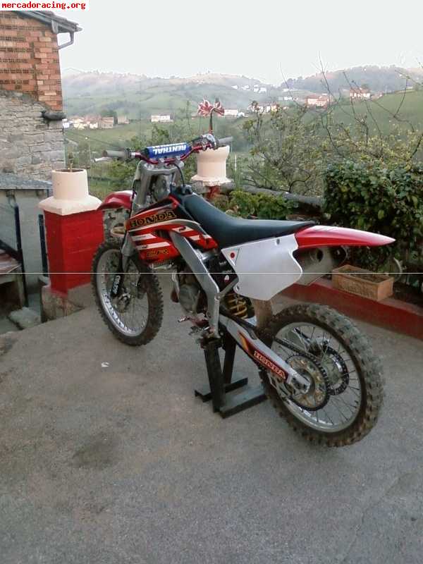 Urge venta honda cr 125 año 2002!!!