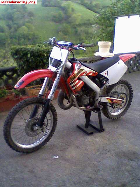 Urge venta honda cr 125 año 2002!!!