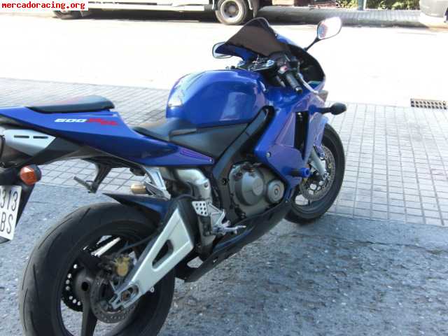 Vendo cbr 600 rr 2004. limitada 