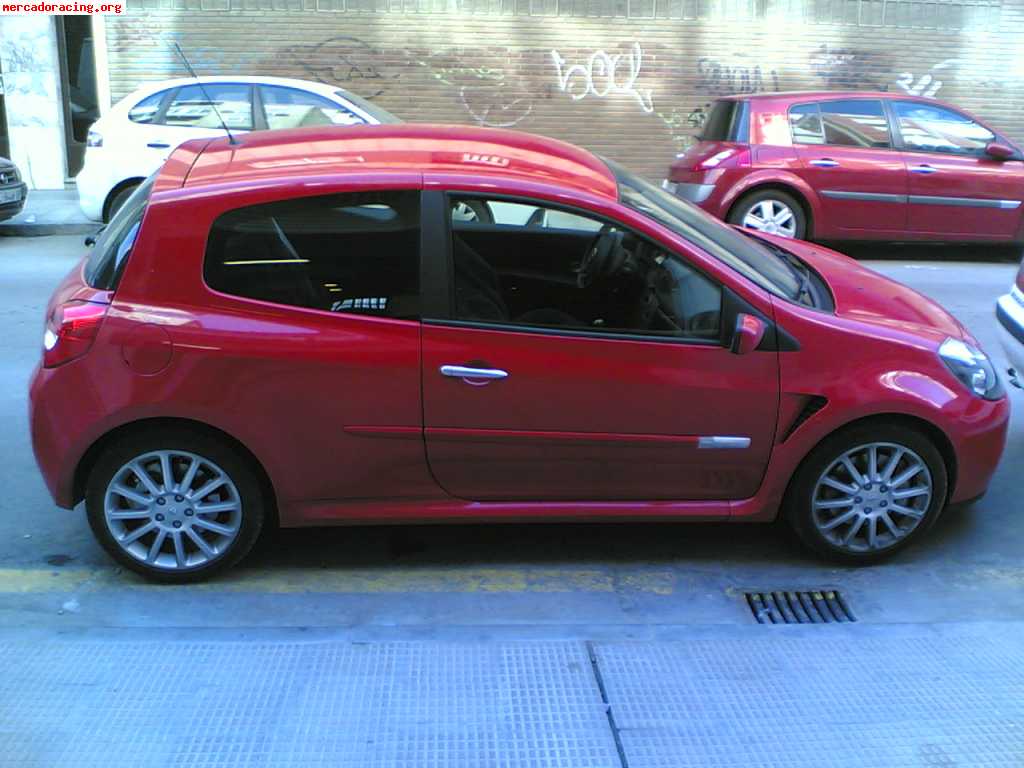 Cambio clio sport 197 por moto r de 600