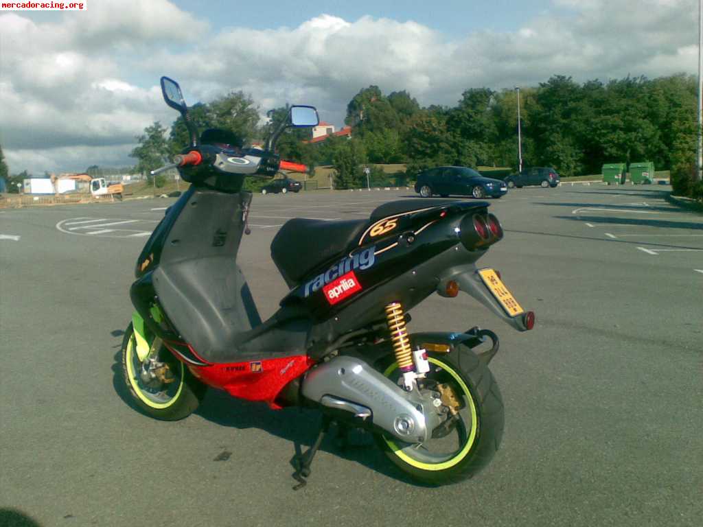 Se vende aprilia sr 50 replica loris (carburación) personali