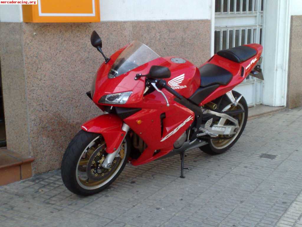 Se vende honda cbr 600rr del 05