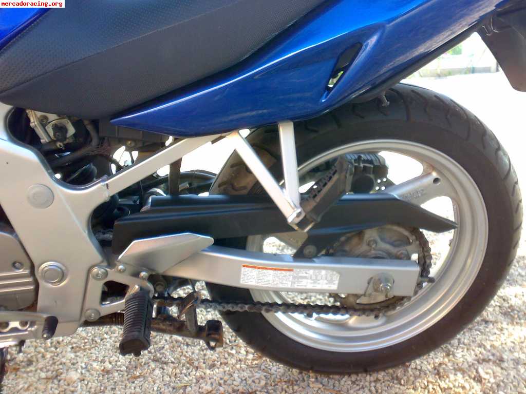 Suzuki gse 500 (limitada en papeles)