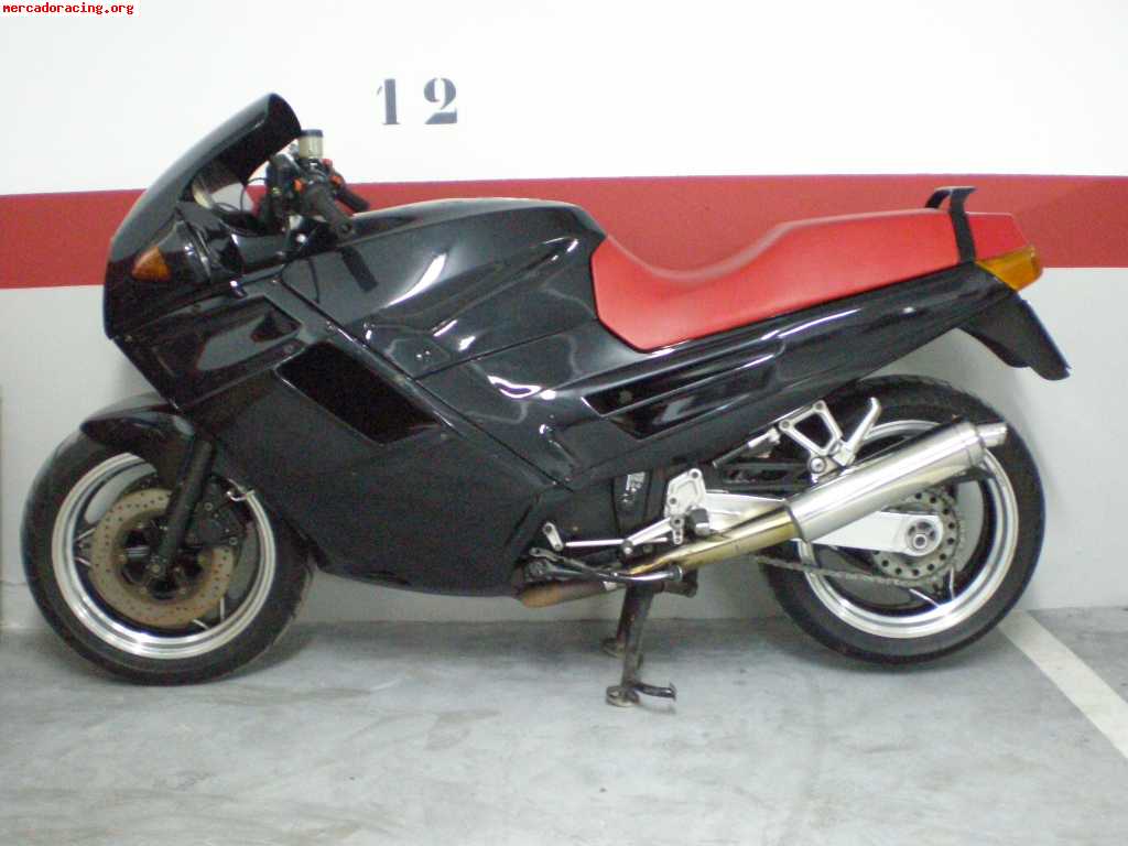 Ducati paso 750 