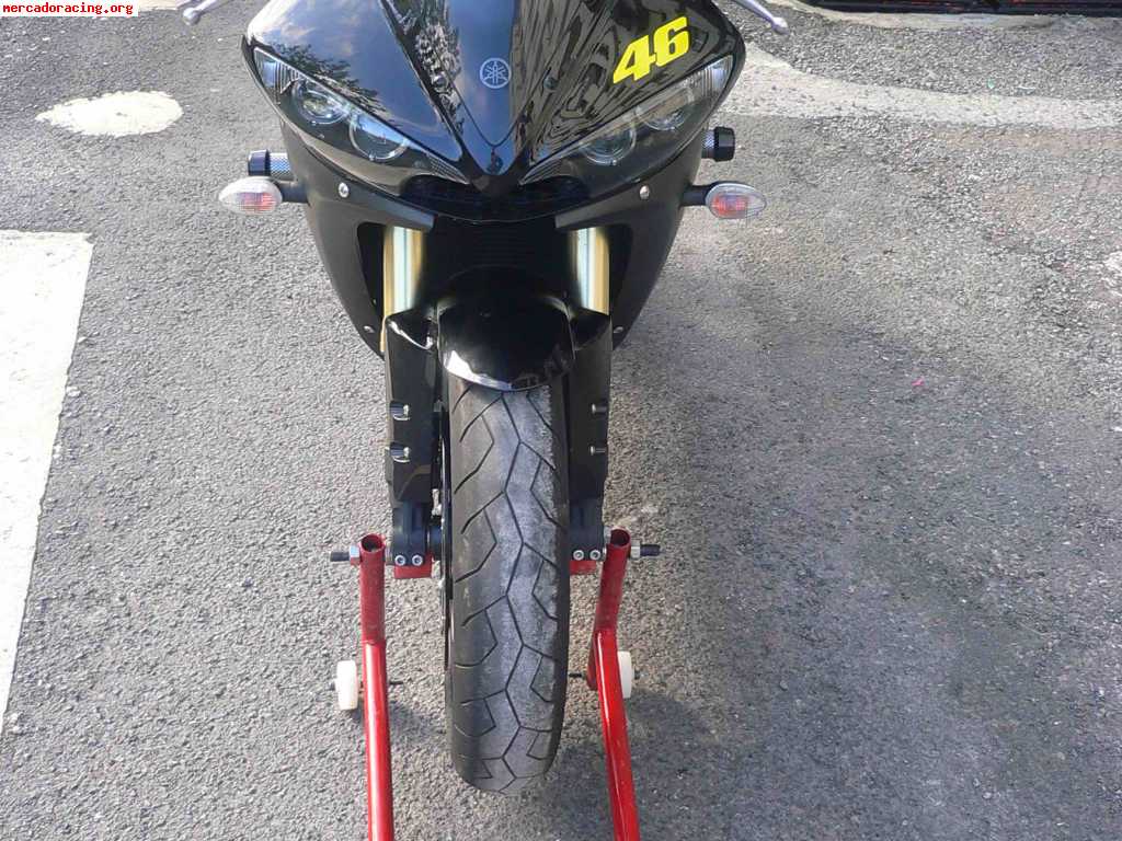 Se vende yzf r6