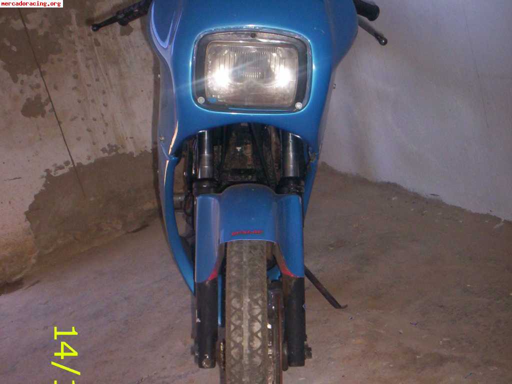 Vendo por 250 €...esta de baja definitiva...ideal circuito