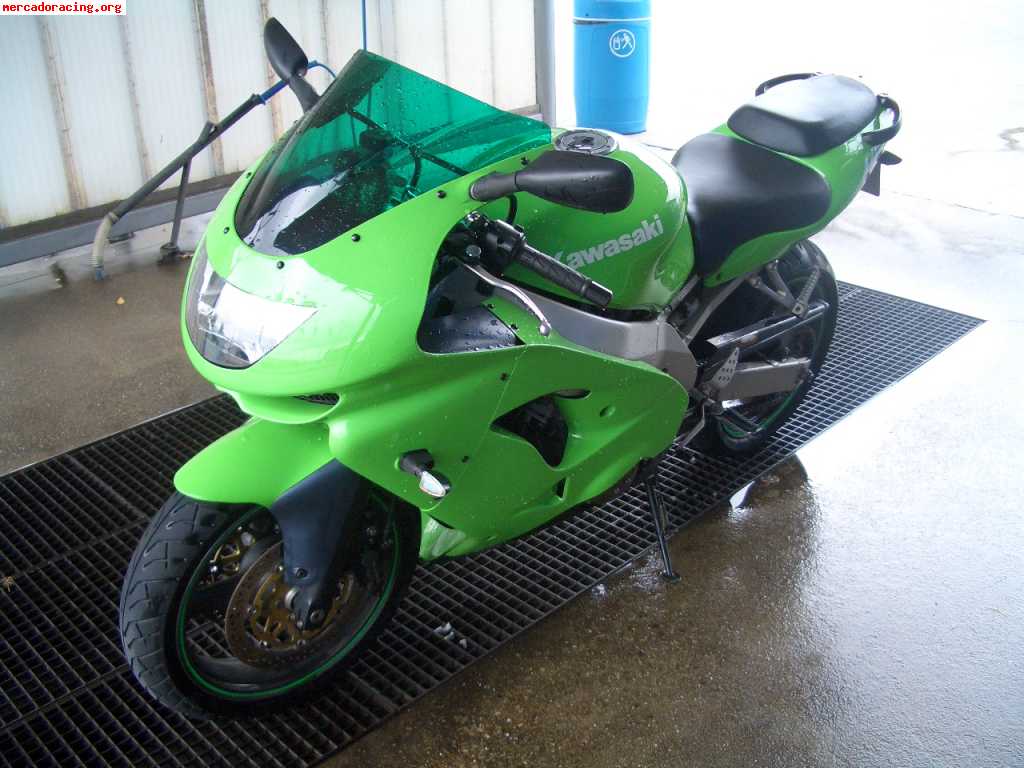 Vendo o cambio kawasaki zx 9r 143cv por 2500 euros