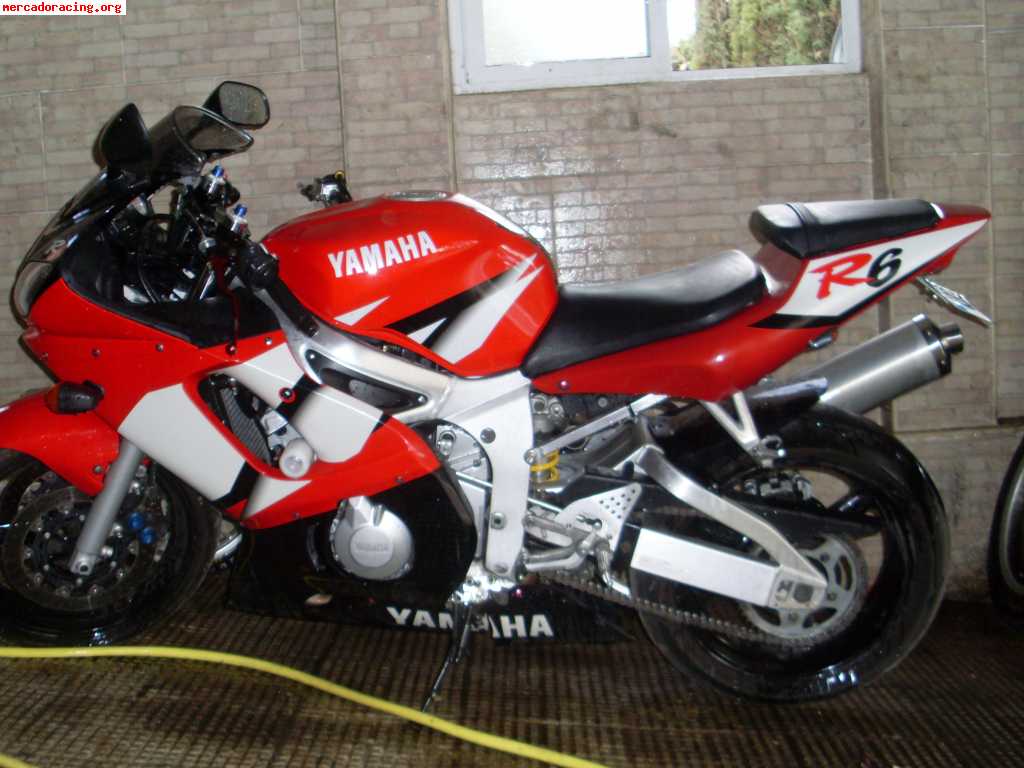 Yamaha r6 2001 impecable