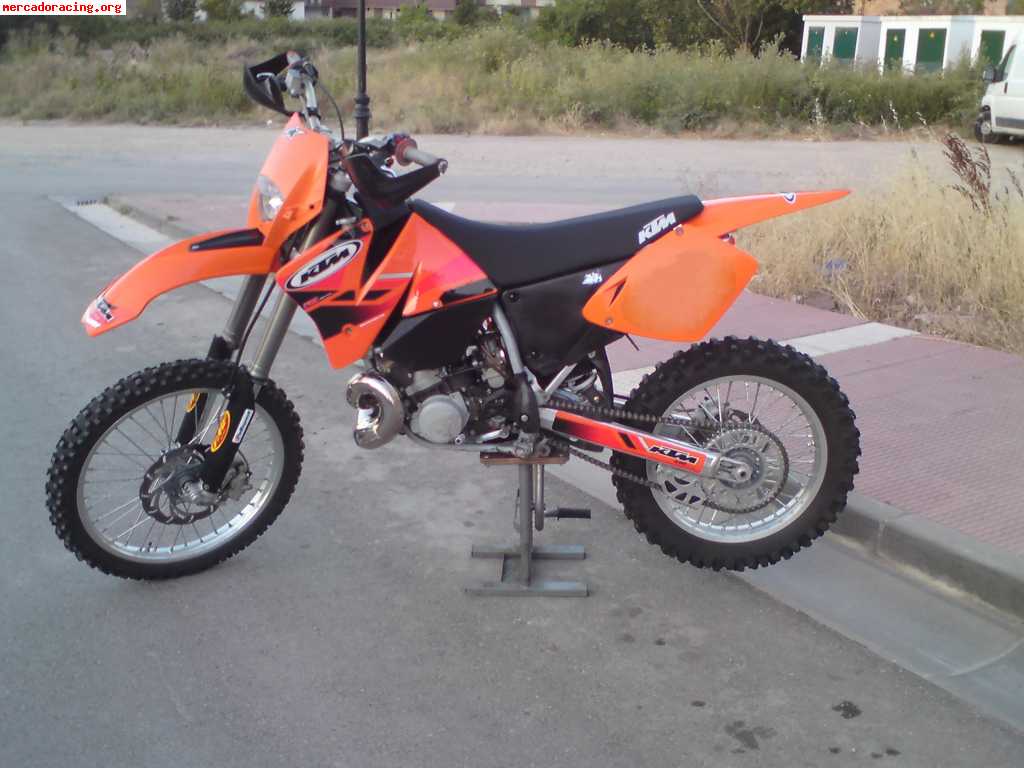 Vendo ktm 250 exc en duro año 2000