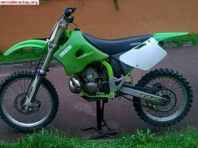 Vendo kawasaki 250 del 98 de cross