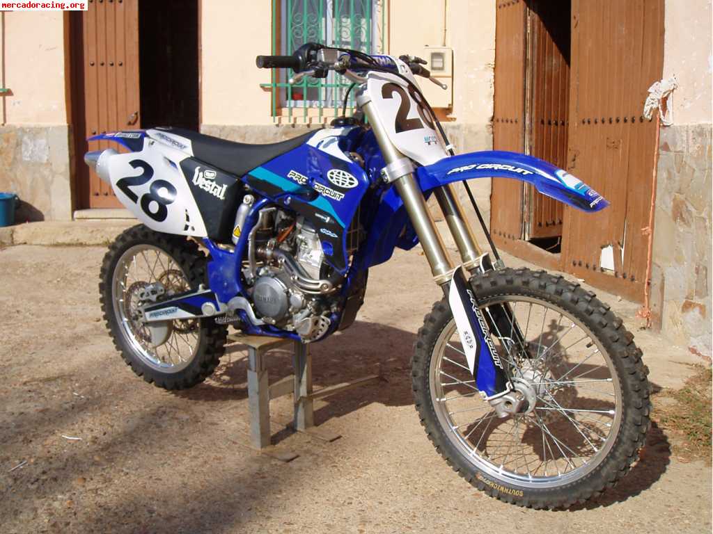 Yamaha yz250f vendo o cambio