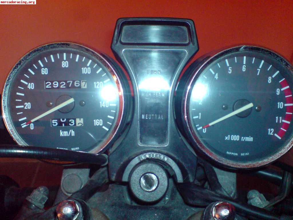 Suzuki gn 250cc    800€   o cambio por algo que interese.