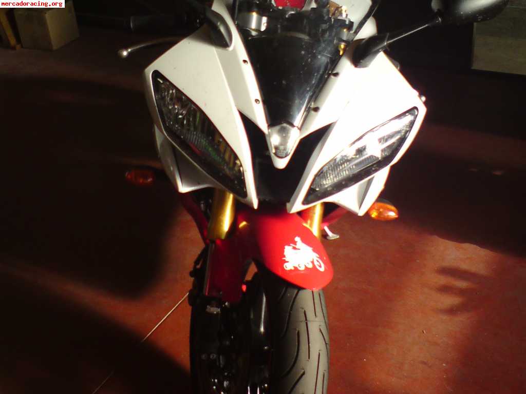 Se vende yamaha r6