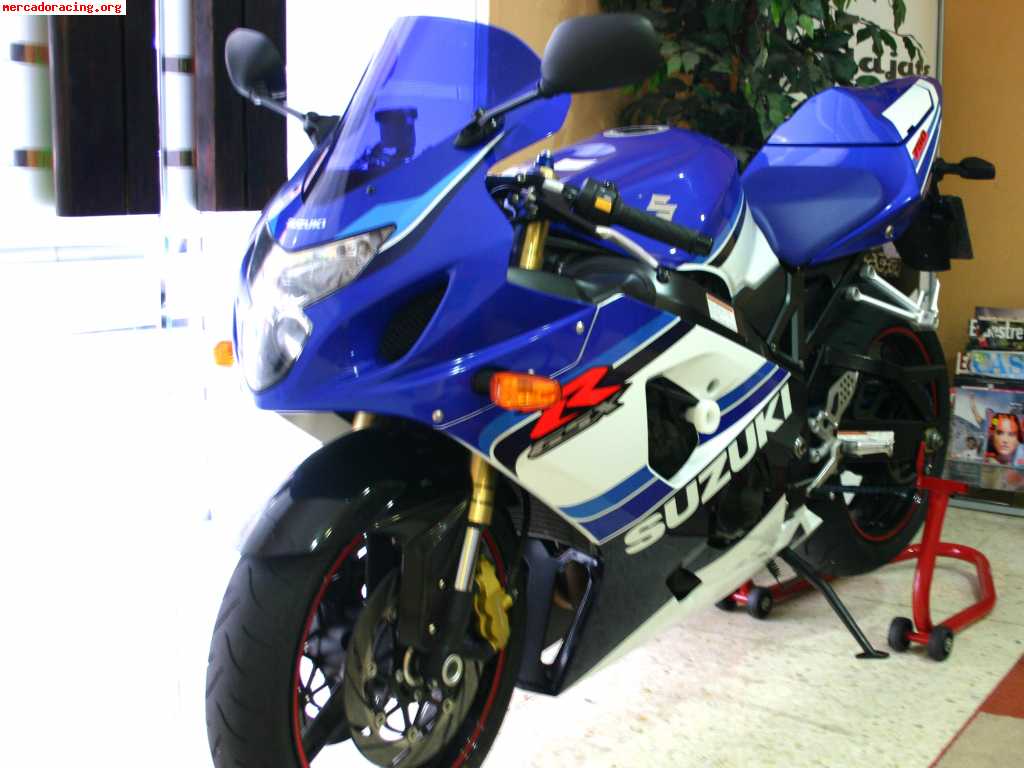 Se vende gsxr 750