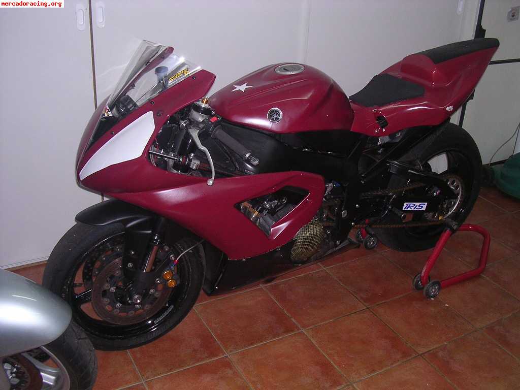 Yamaha r1 año 2003 para circuito