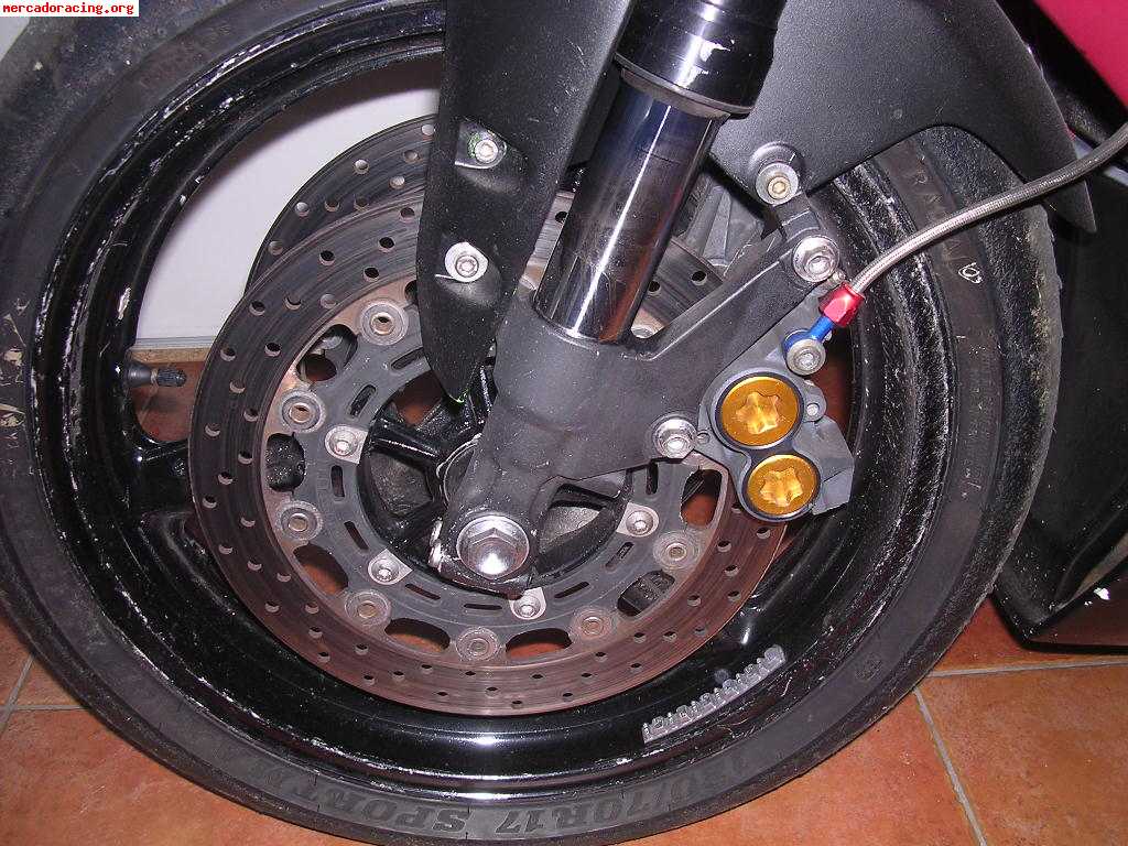 Yamaha r1 año 2003 para circuito