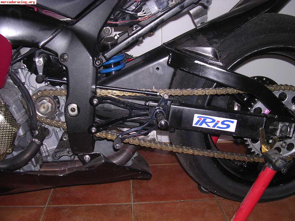 Yamaha r1 año 2003 para circuito