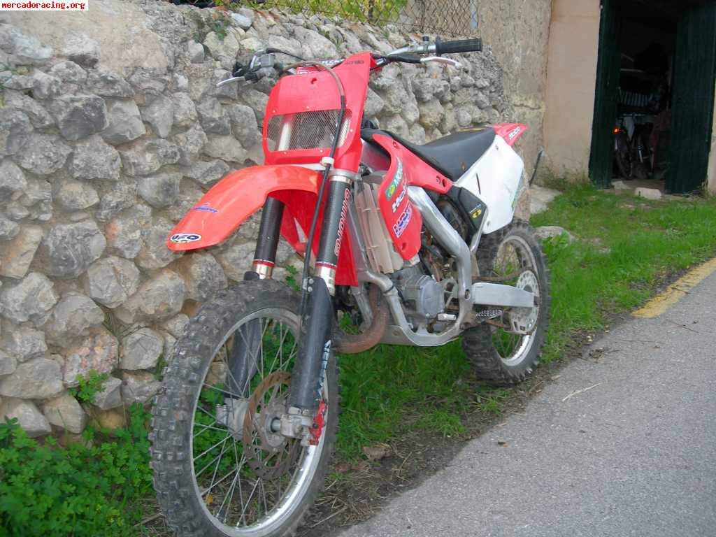 Se vende honda cr 125 r 2001