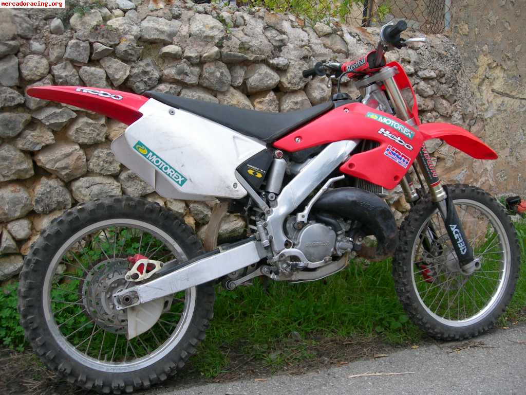 Se vende honda cr 125 r 2001