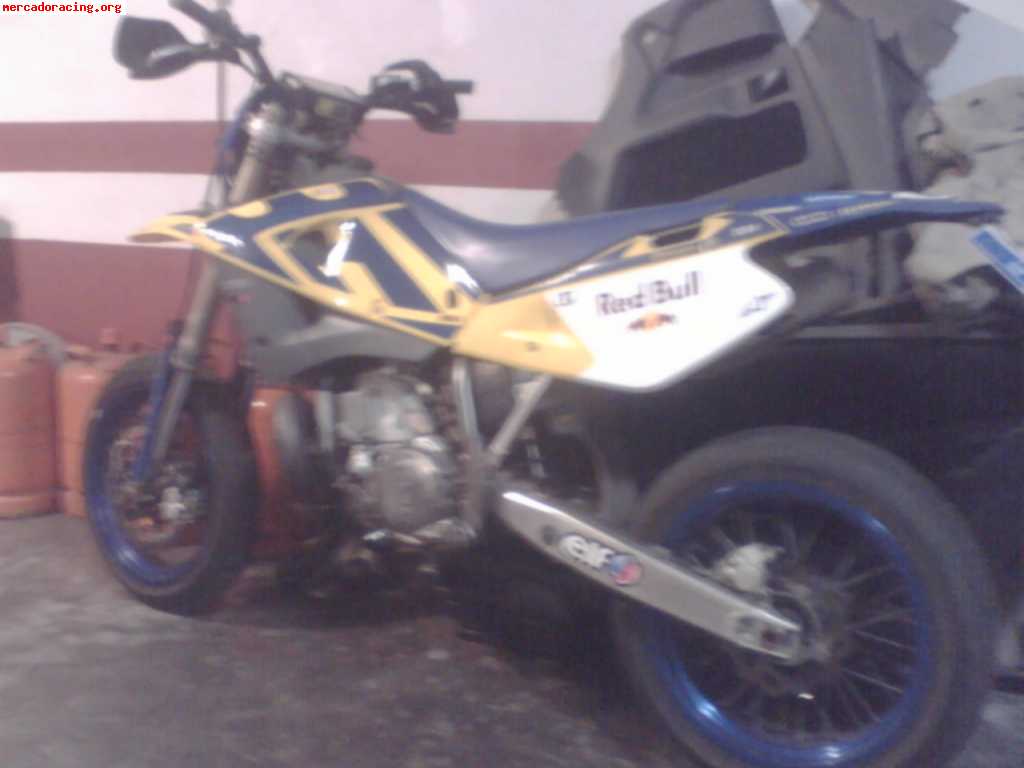 Vendo husqvarna 250cc 2t---3600€