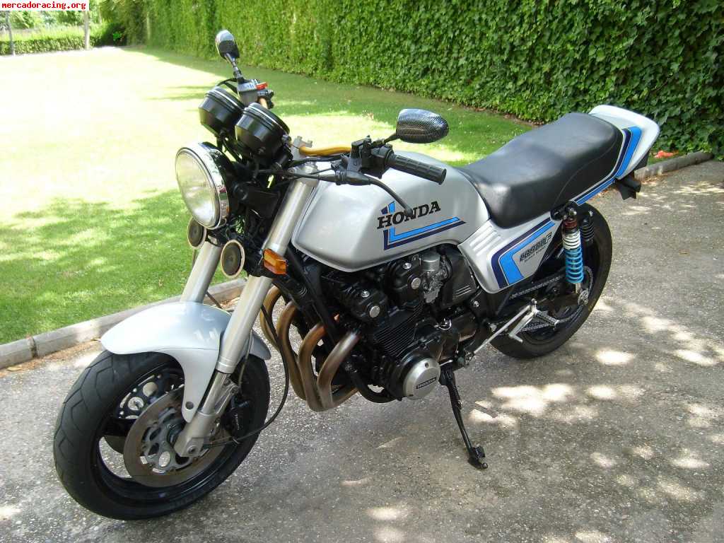 Honda cb 900 f2 bol d or  83