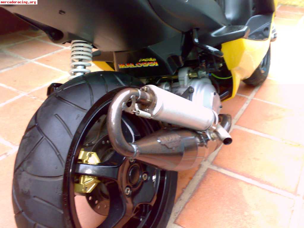 Se vende aerox r